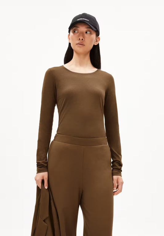 Armedangels - FW24 - Enriccaa Soft in Dried Moss - front 