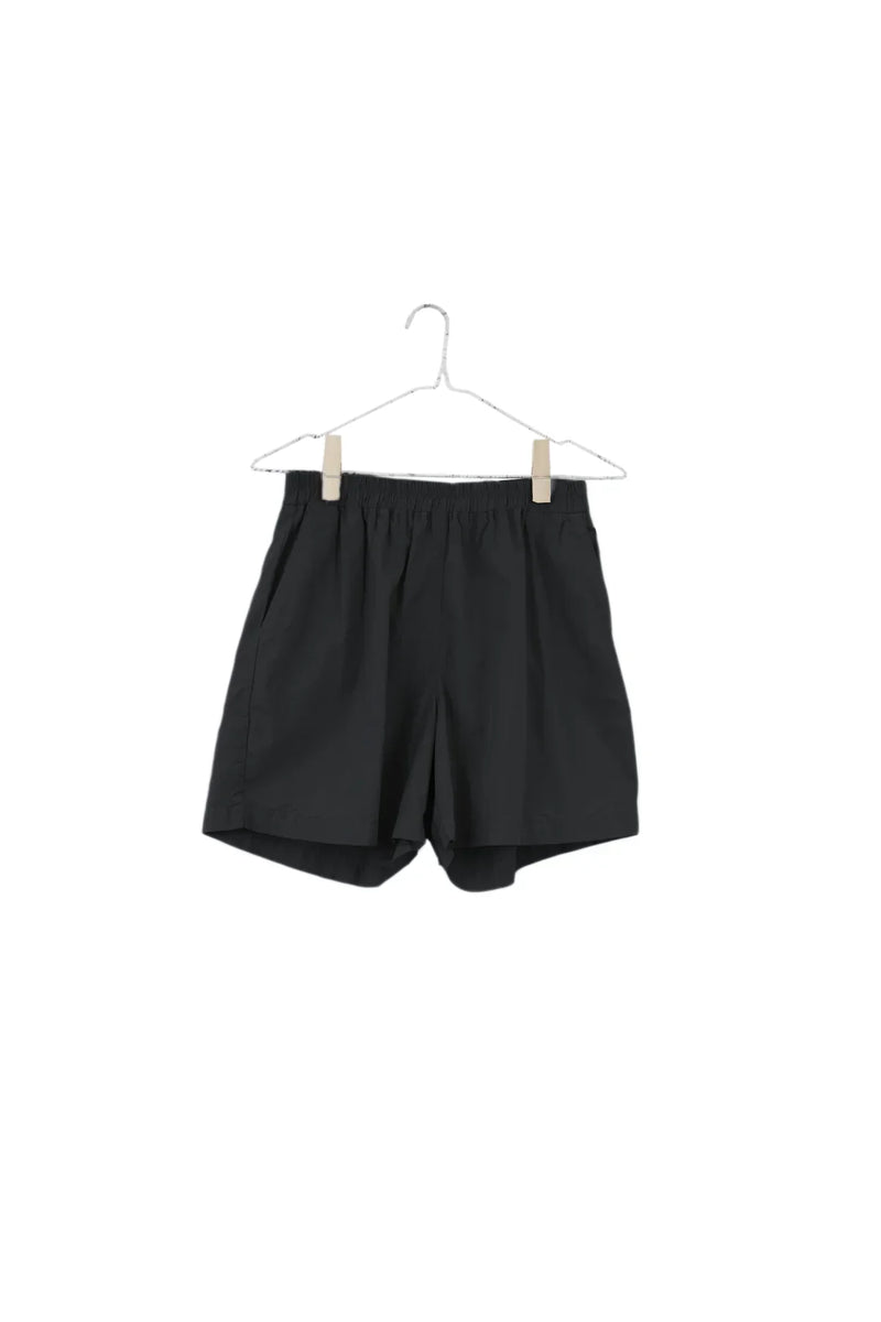 FW23 - It is well L.A Organic Poplin Shorts in Black 