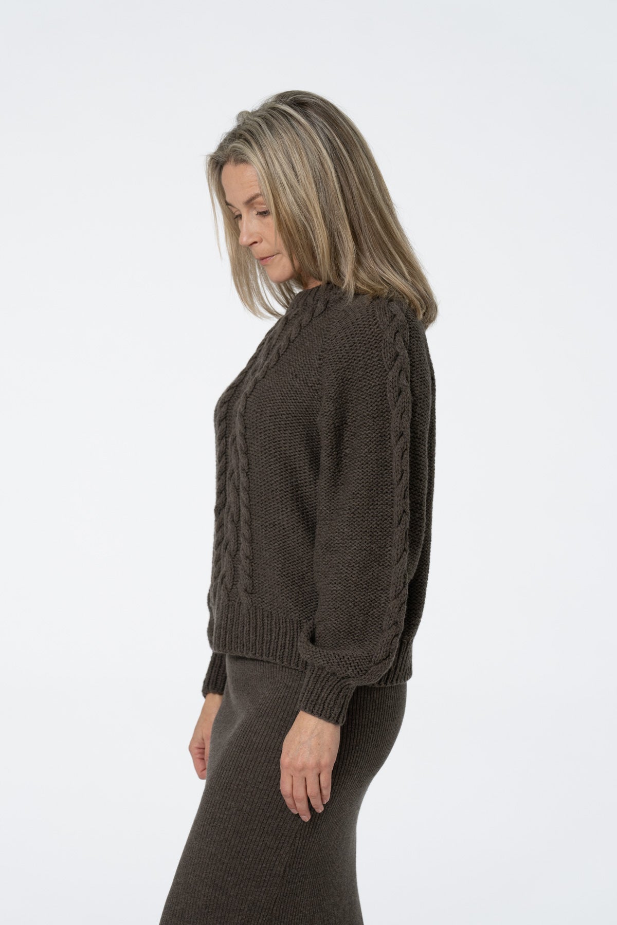 Merino Handknit Cable Sweater in Mulch Brown Fall 23/24