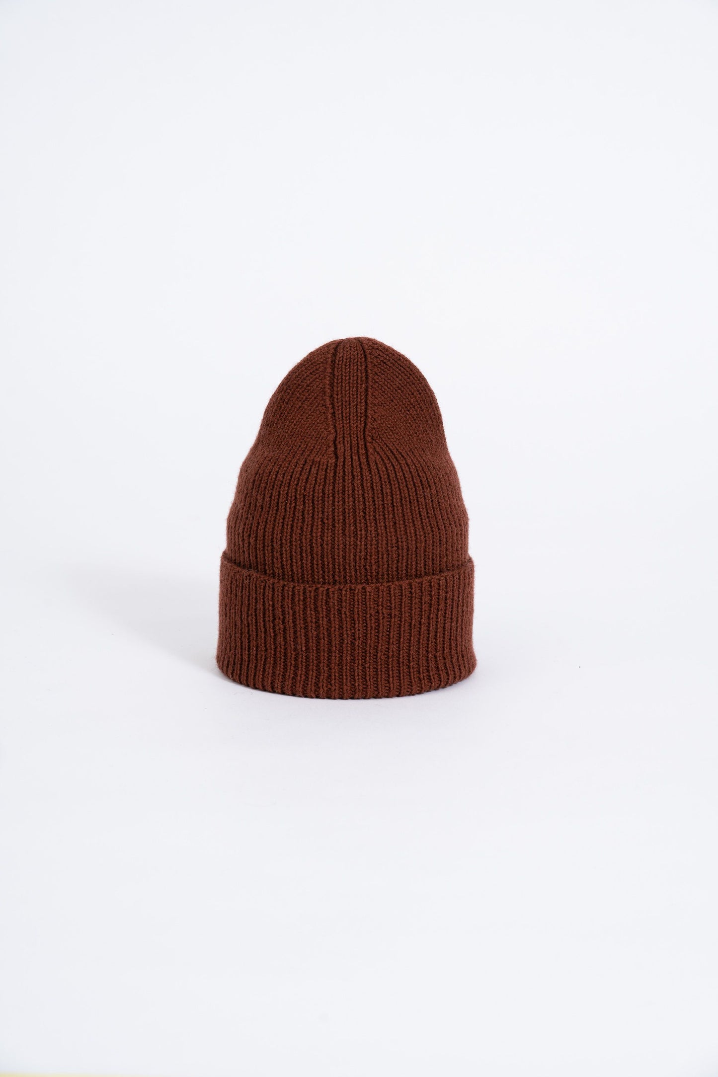 Merino Handknit Rib Hat in Rust Red