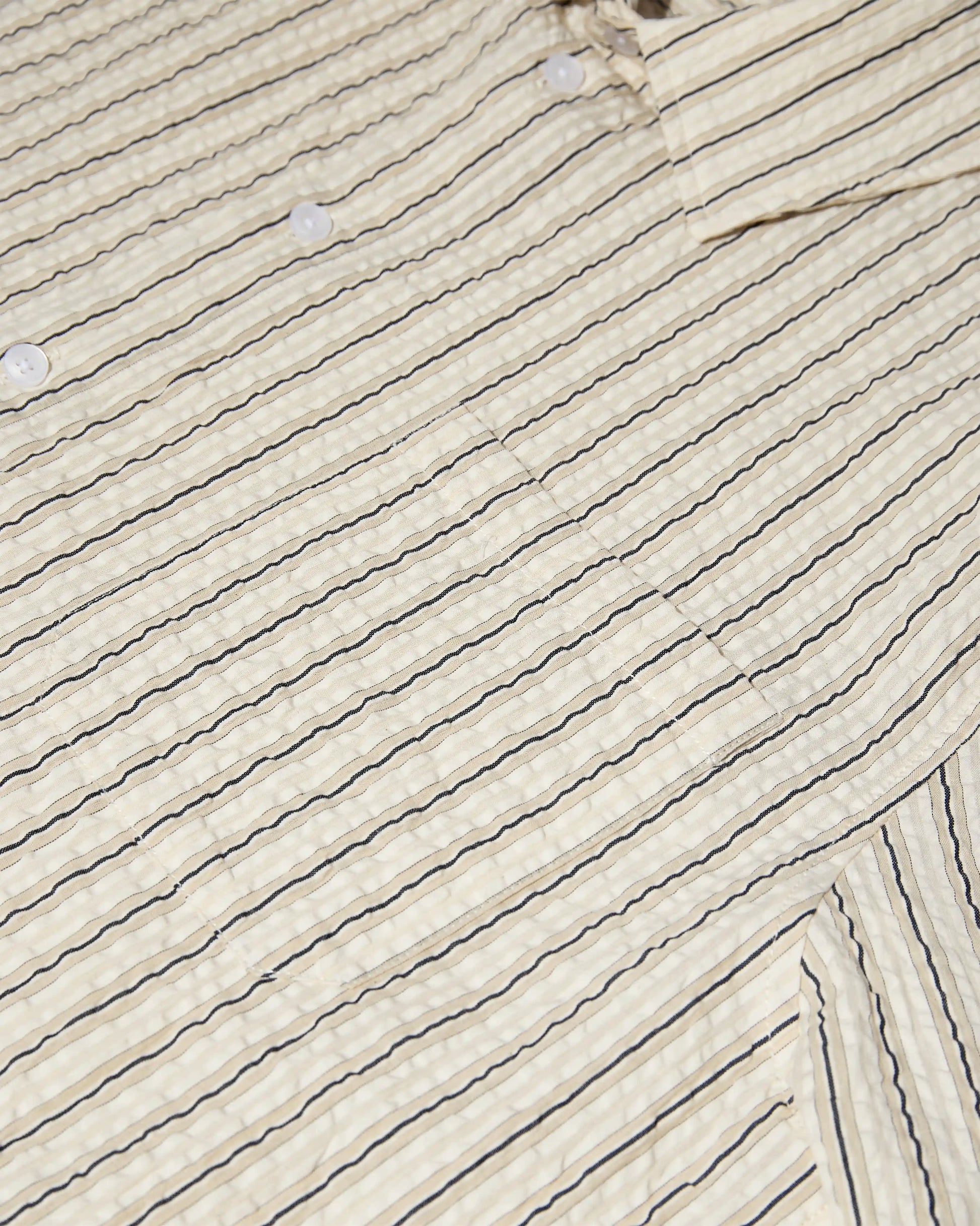 MOS MOSH Gallery Marlon Stripe Shirt Seneca Rock – men's cotton shirt, Canada close-up view of collar and striped pattern