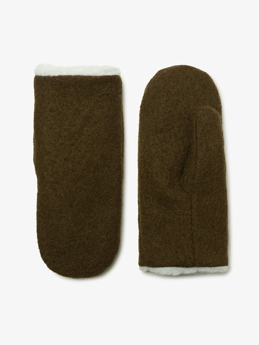 Milo & Dexter - FW24 - Merino Wool Mittens in Oregano - on display 1 
