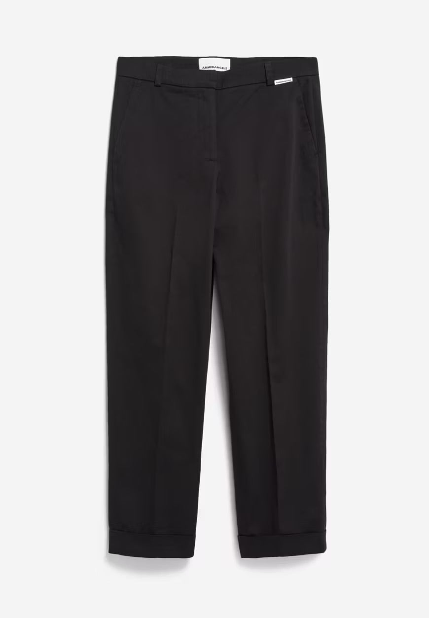 SS25 - ARMEDANGELS - Kaadwi Pant in Black - display front 6 