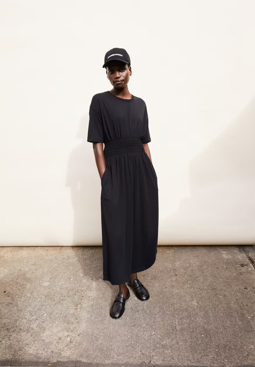 SS25 - ARMEDANGELS - Kiwanaa Dress in Black - front 5 