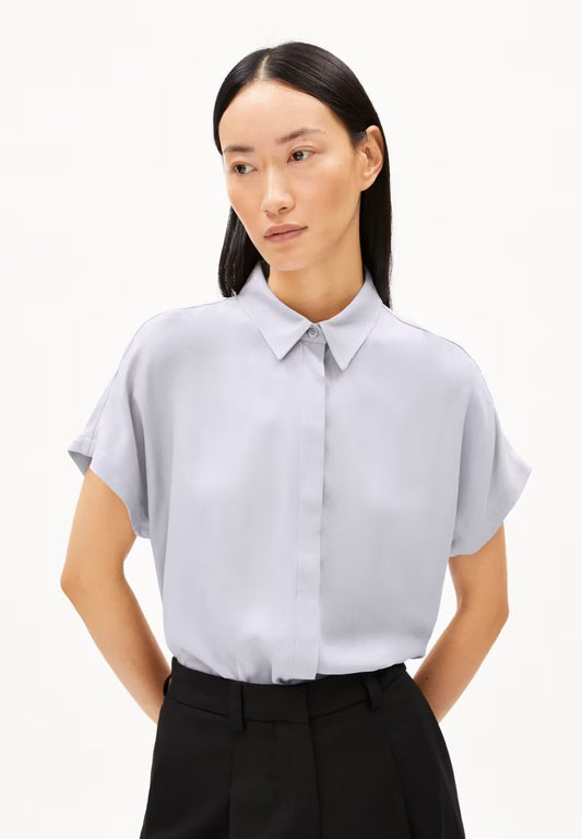 SS25 - ARMEDANGELS - Larisaana Blouse in Misty Morning - front 1 