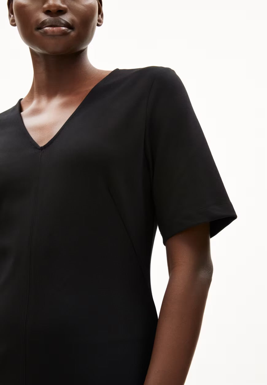 SS25 - ARMEDANGELS - Lesjaa Dress in Black - front close up 4 