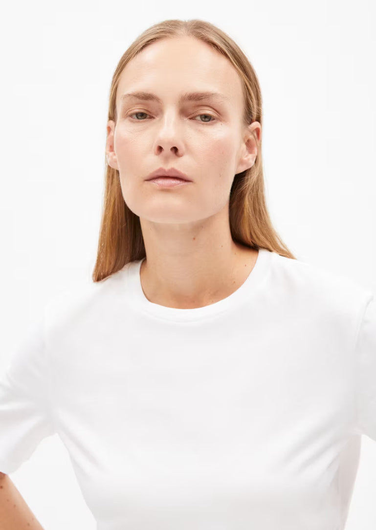 SS25 - ARMEDANGELS - Lualaa Shirt in White - close up front 4