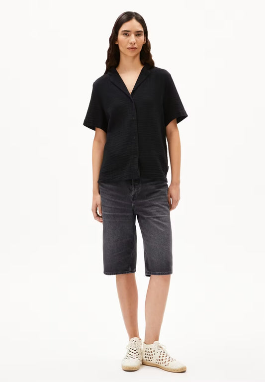 SS25 - ARMEDANGELS - Maaite Musselin Blouse in Black - front 1 
