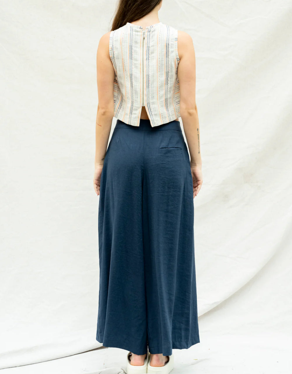 SS25 - Bodybag by Jude - Sao Paulo Pants in Navy Bizet Linen - back 3