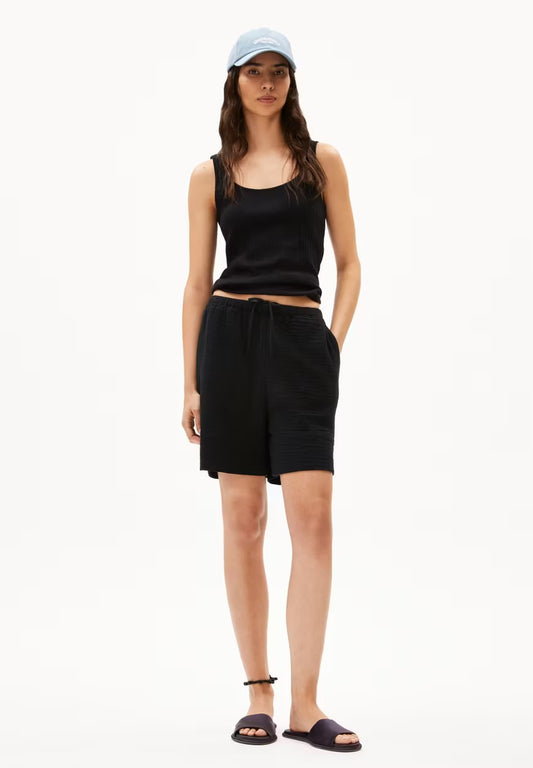 SS25 ARMEDANGELS - Teonaa Musselin Shorts in Black - front 1 