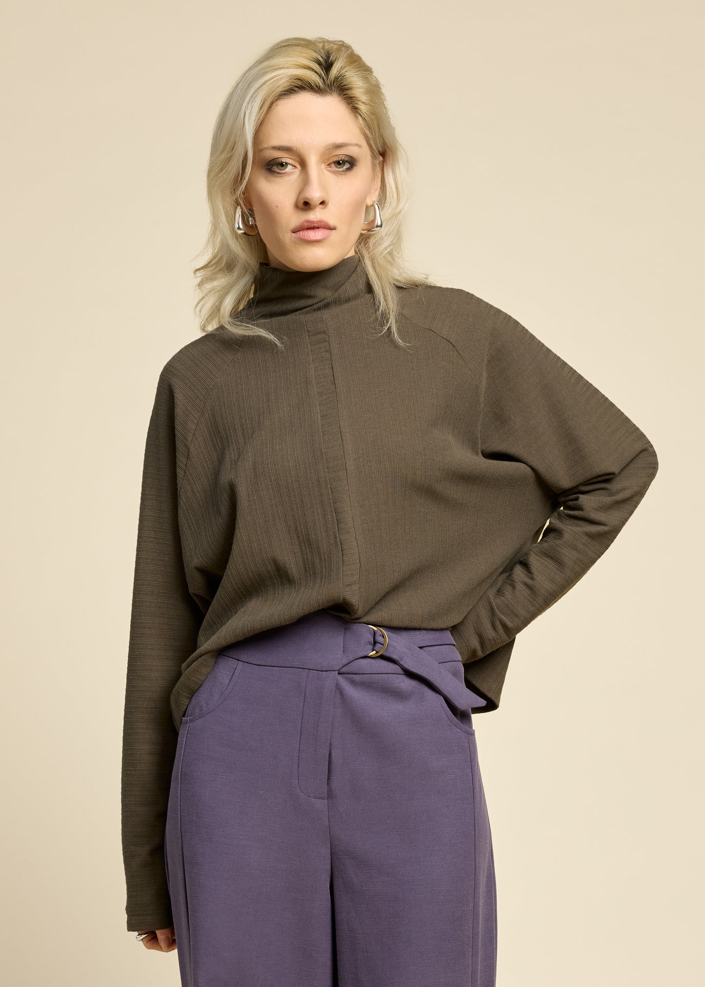 Souvenir Top in Olive