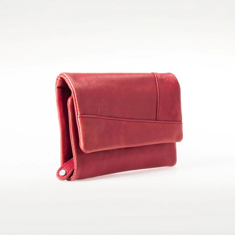 Aunts & Uncles - SS24 -  Jill Puzzled Leather wallet  in Lipstick - side display 2 