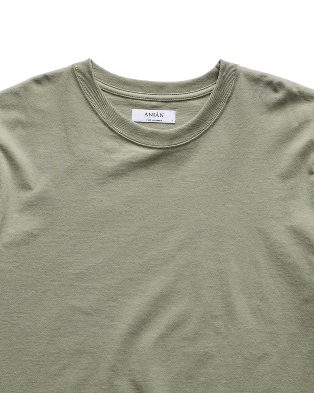 Anian mens unisex olive green crewneck t-shirt with branded neck label soft cotton material