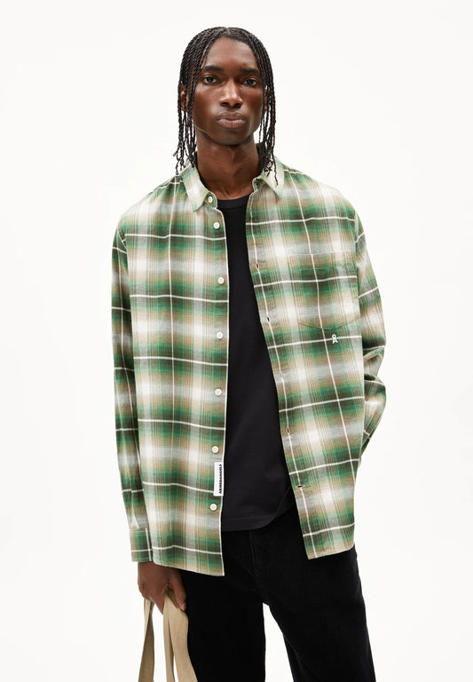 Men's ARMEDANGELS long sleeve plaid shirt in green plaid pattern, perfect for casual or layered looks