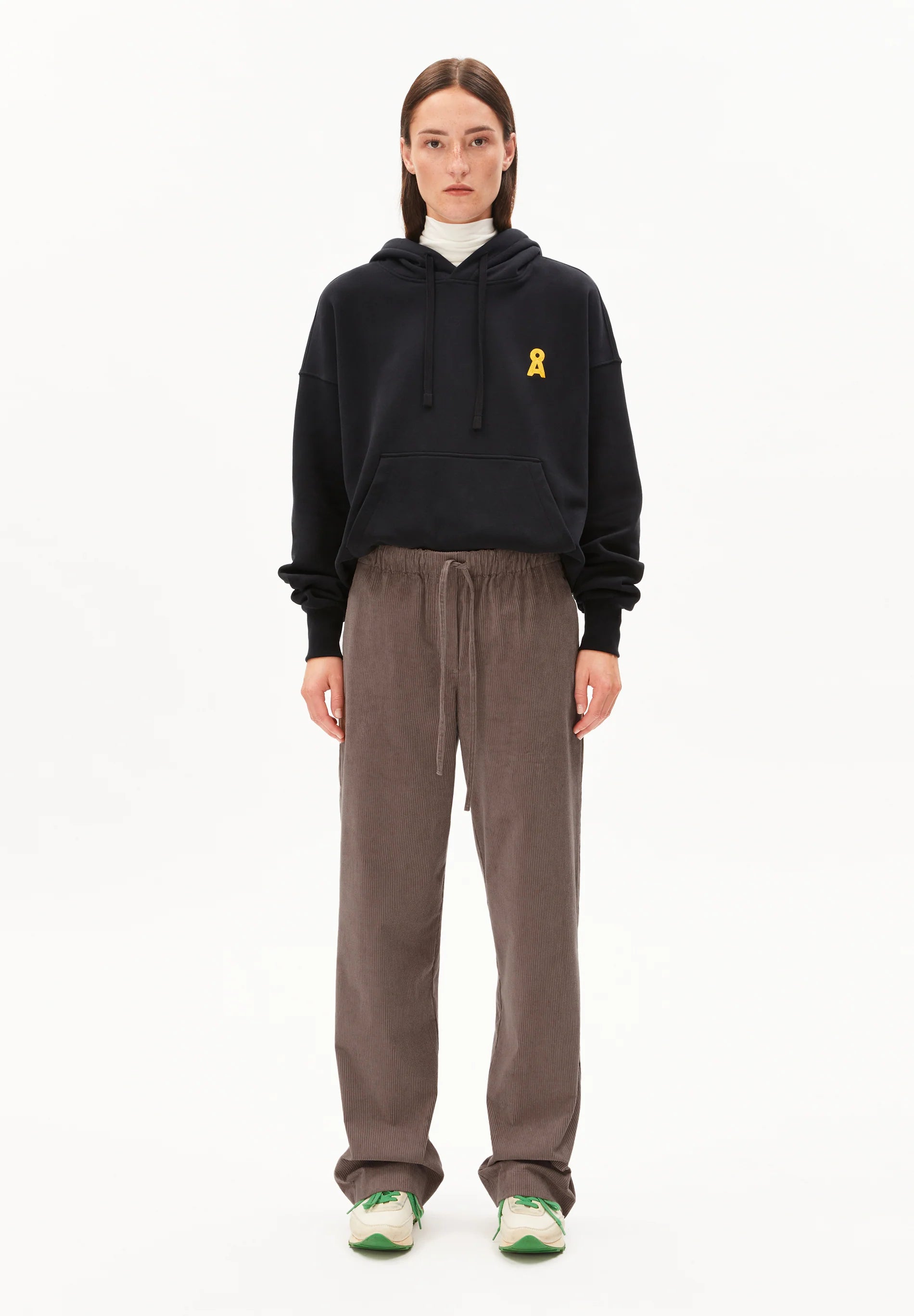 ARMEDANGELS Canada women's corduroy pants in walnut with a relaxed fit and drawstring waistband in Kelowna