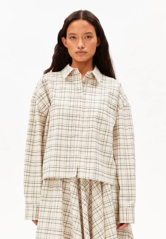 ARMEDANGELS Canada - CHECK Boxy Blouse in Oatmilk-Black on model
