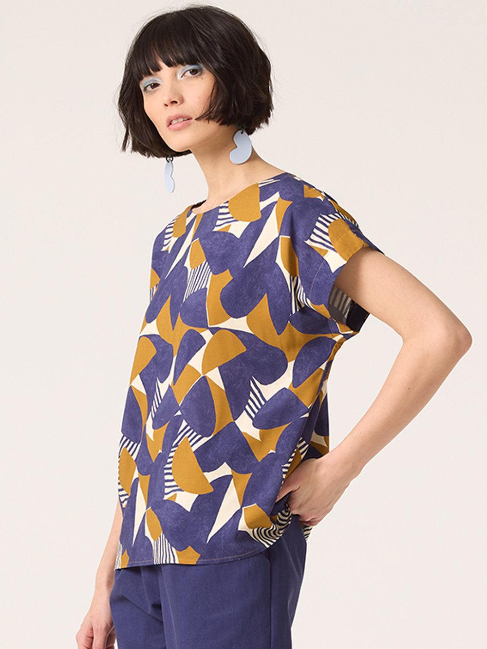 cokluch - FW24 - Ombre Top in Half Moon Cumin - on model front 1