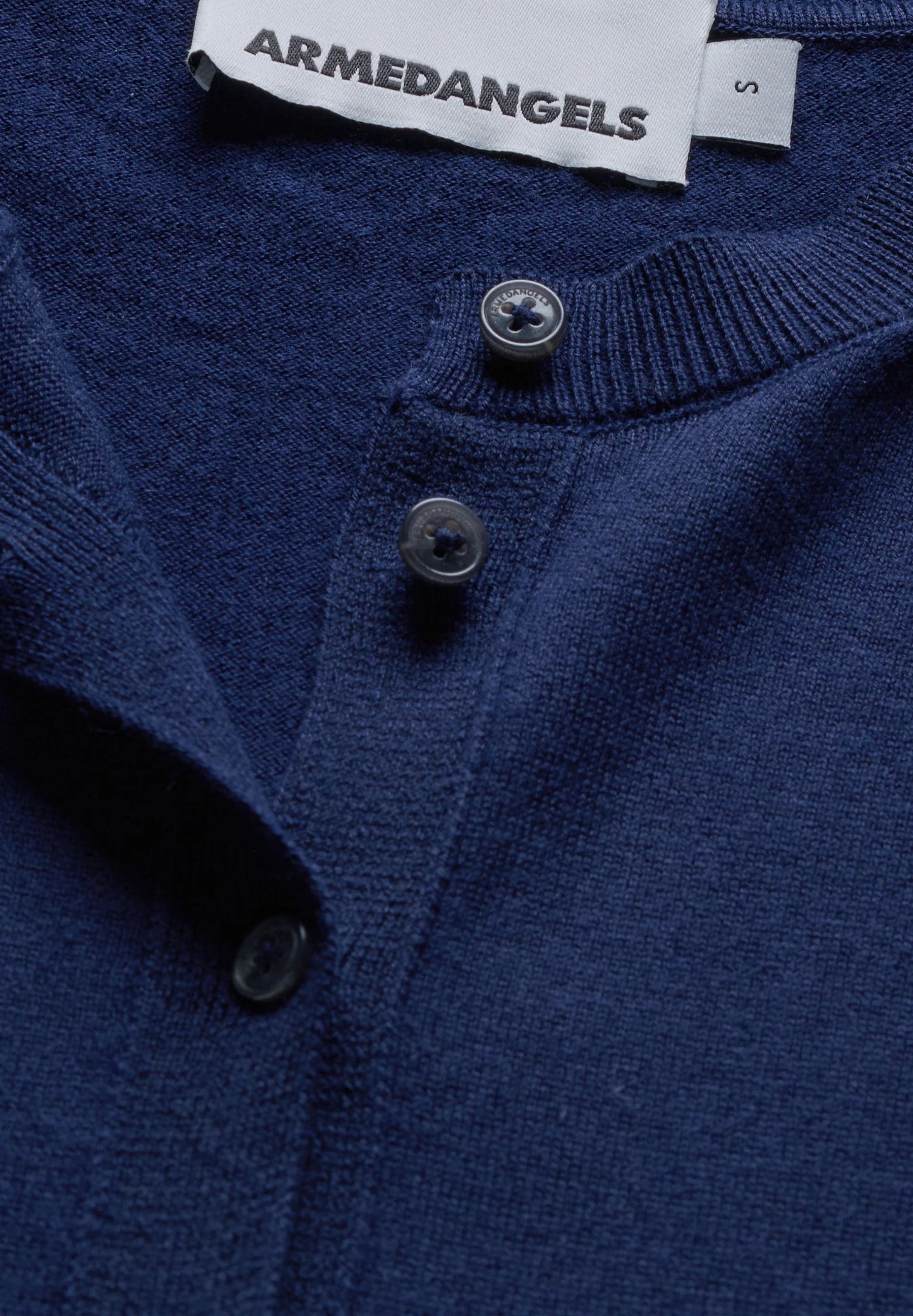 ARMEDANGELS Canada - FINE Knit Cardigan in Tinted Navy close up detail of neck and buttons