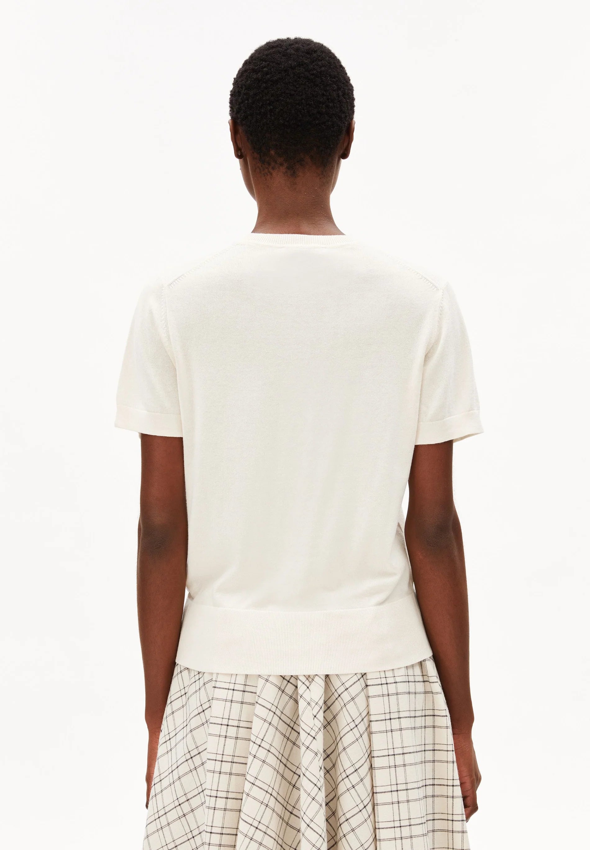 ARMEDANGELS Canada - FINE Knit Sweater in Oatmilk back view of short sleeve sweater on model