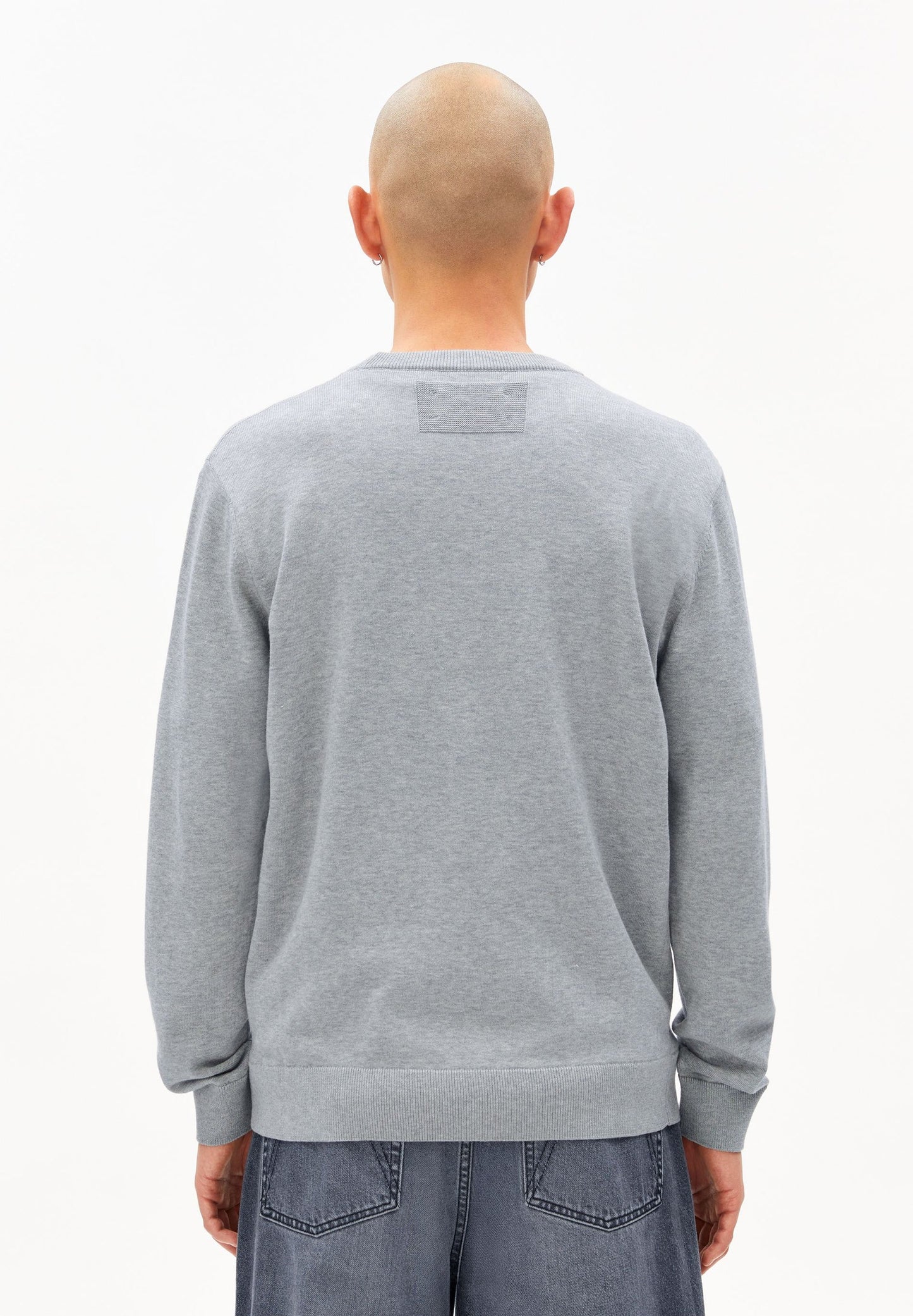 ARMEDANGELS Canada  Men's Unisex Grey Sweater with Classic Fit and Comfortable Design