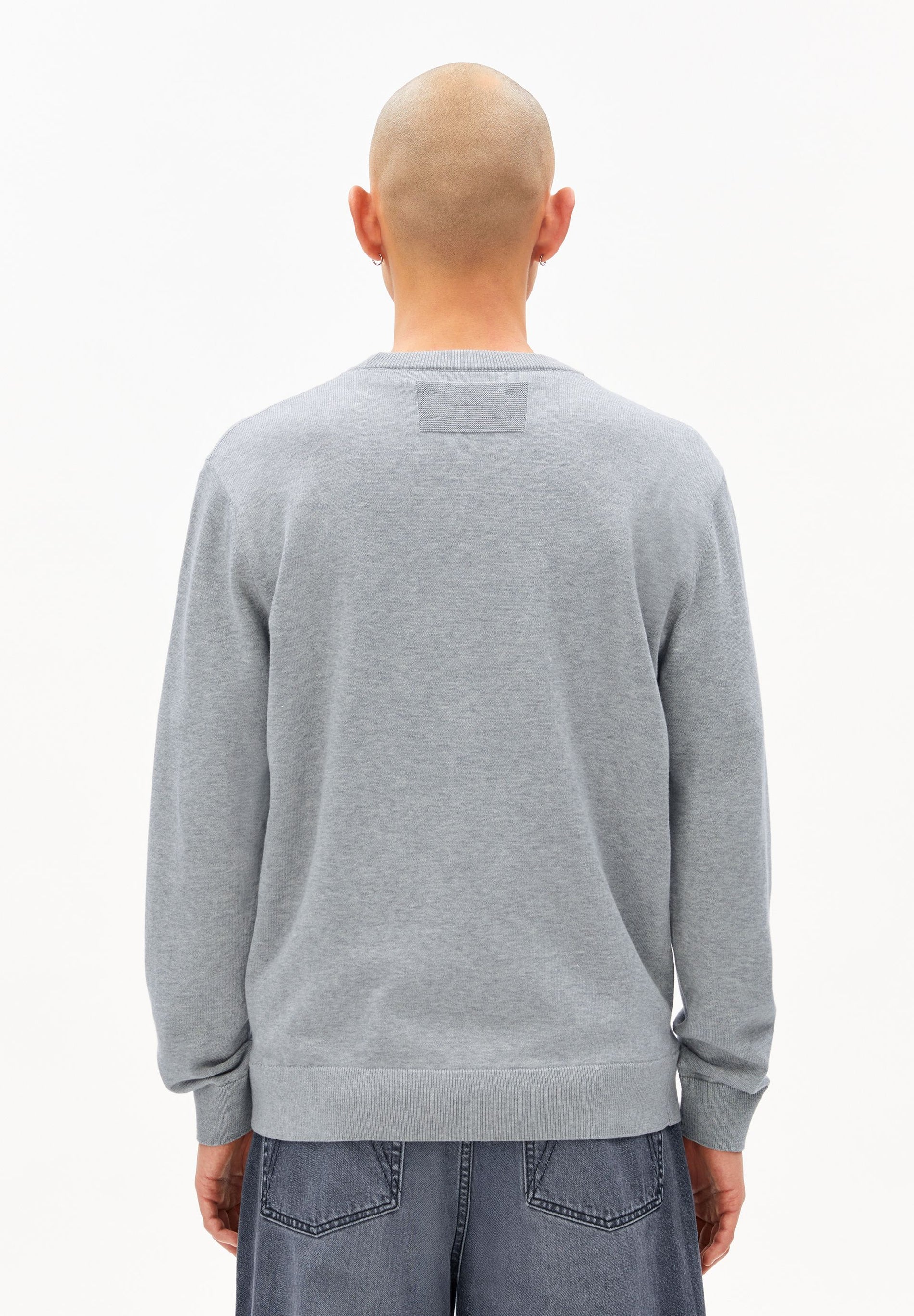 ARMEDANGELS Canada  Men's Unisex Grey Sweater with Classic Fit and Comfortable Design