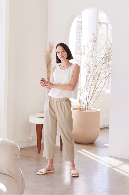 It is Well L.A - SS24 - Organic Poplin Cropped Pant in Sand Beige - on model front 1