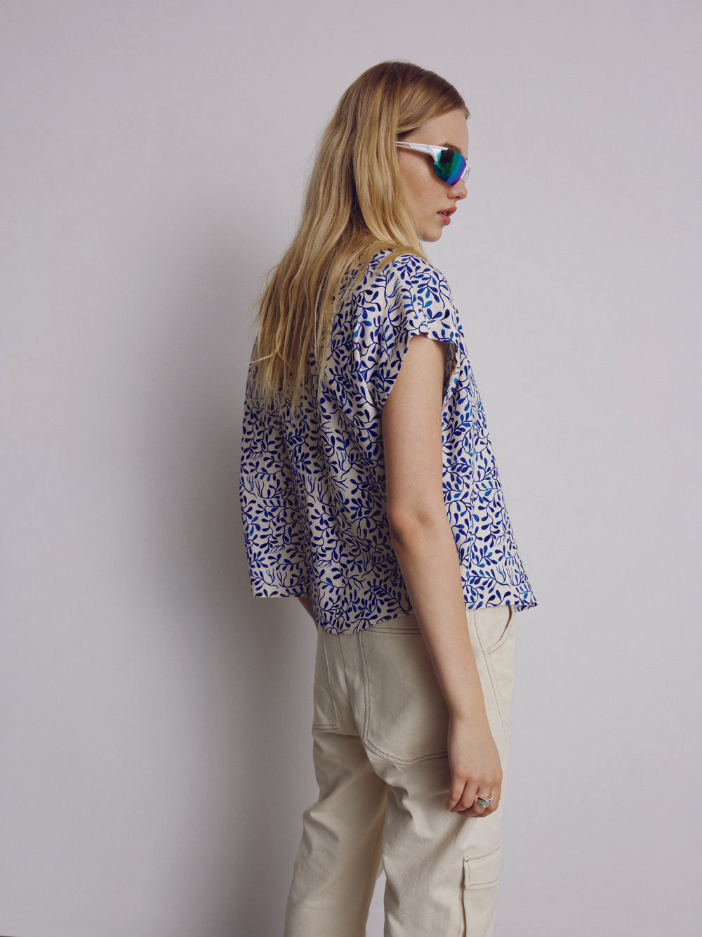 Eve Gravel - SS24 - Whyle Shirt in Nori - - back 2