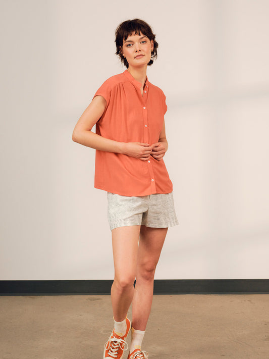 Jennifer Glasgow - SS24 - Lyra Blouse in Coral - front 1