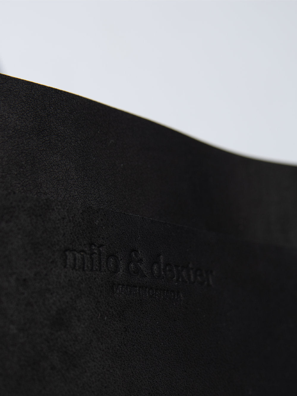 Milo & Dexter - SS24 - Classic Utility Leather Bag in Black - close -up 5