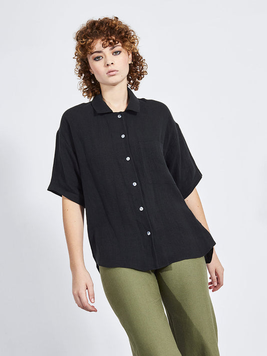 Dagg & Stacey - SS24 -Elijah Button Up Top in Black - front on model 1