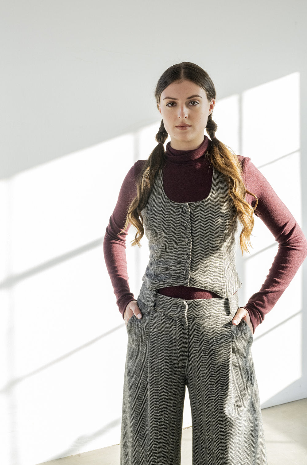 Bodybag by Jude - FW24 - Eastman Waistcoat in Herringbone Trento - on model front 5