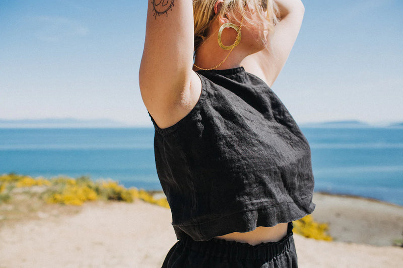 Lou Crop Tank in Black