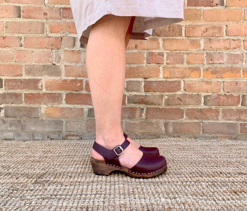 Low Wood Clogs in Aubergine on Brown Base