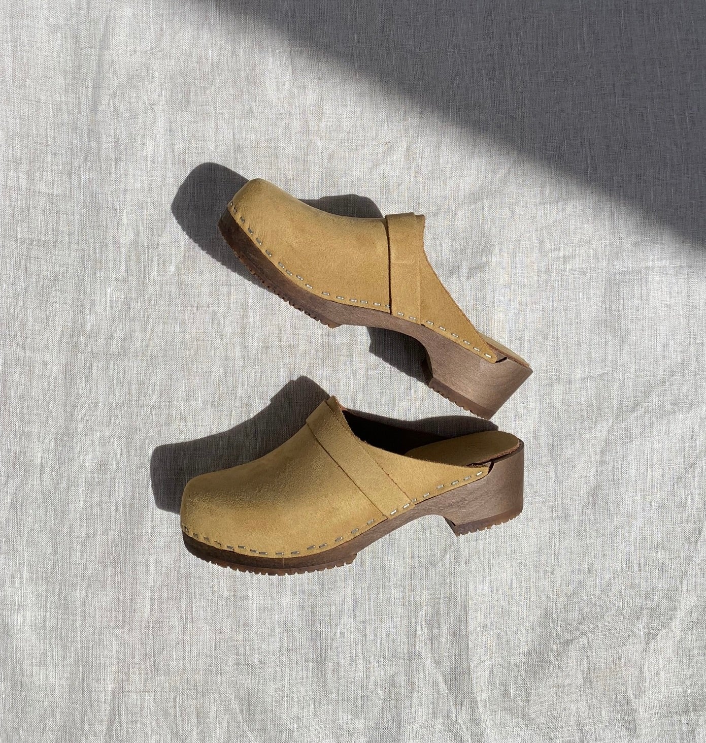 Elsa Classic Clogs in Sand StainResist. Nubuck on Brown Base