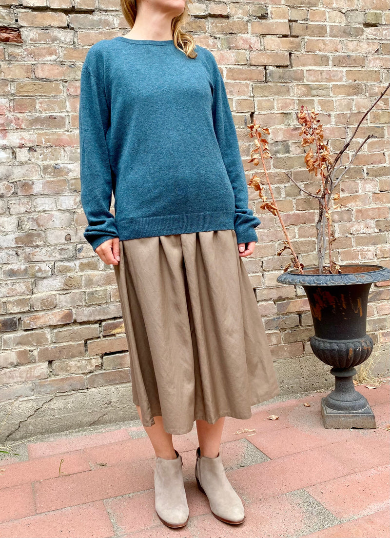 Dinadi Merino Wool Unisex Sweater in Dragonfly Green made in Nepal 