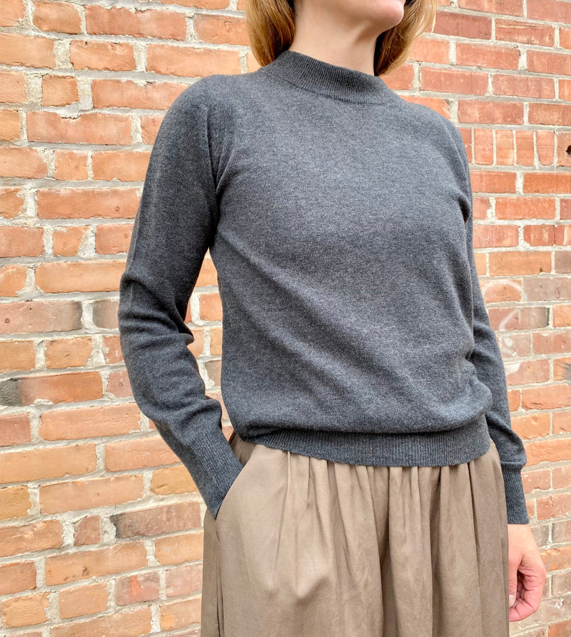 Dinadi Merino O-Neck made in nepal  
