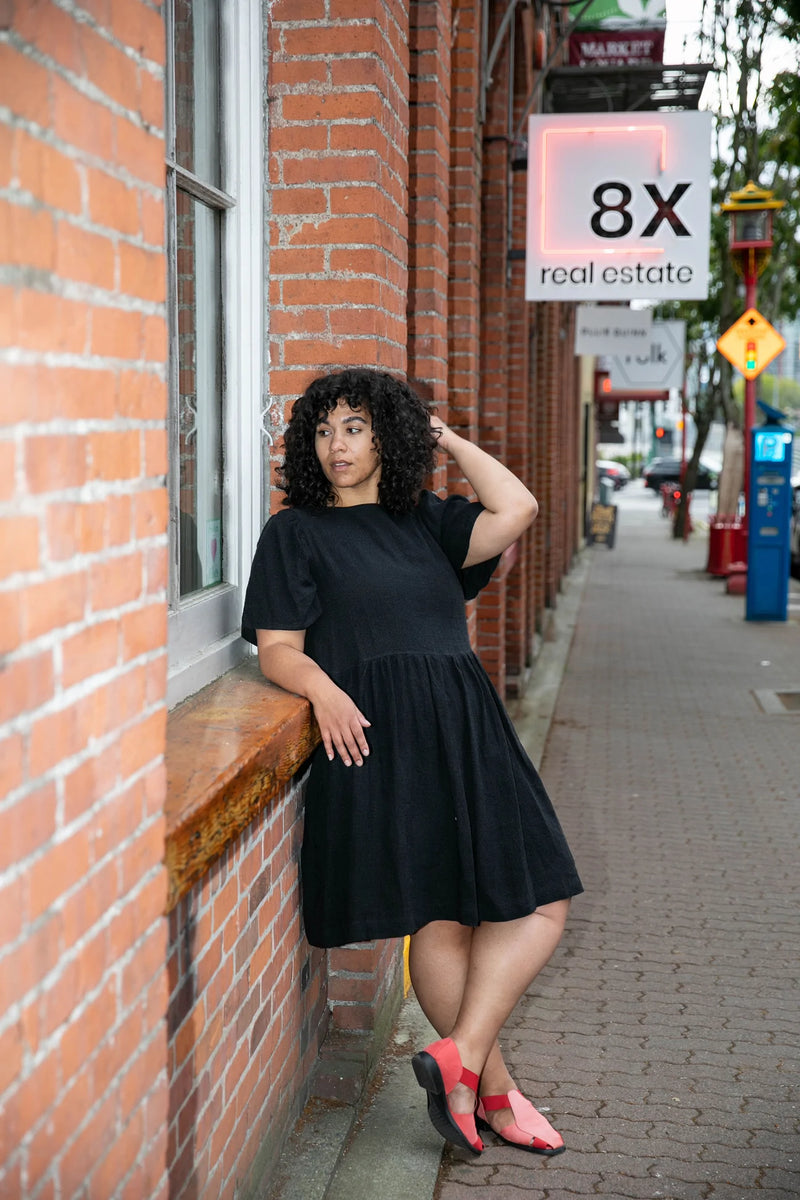 Mini Agnes Dress in Woven Black