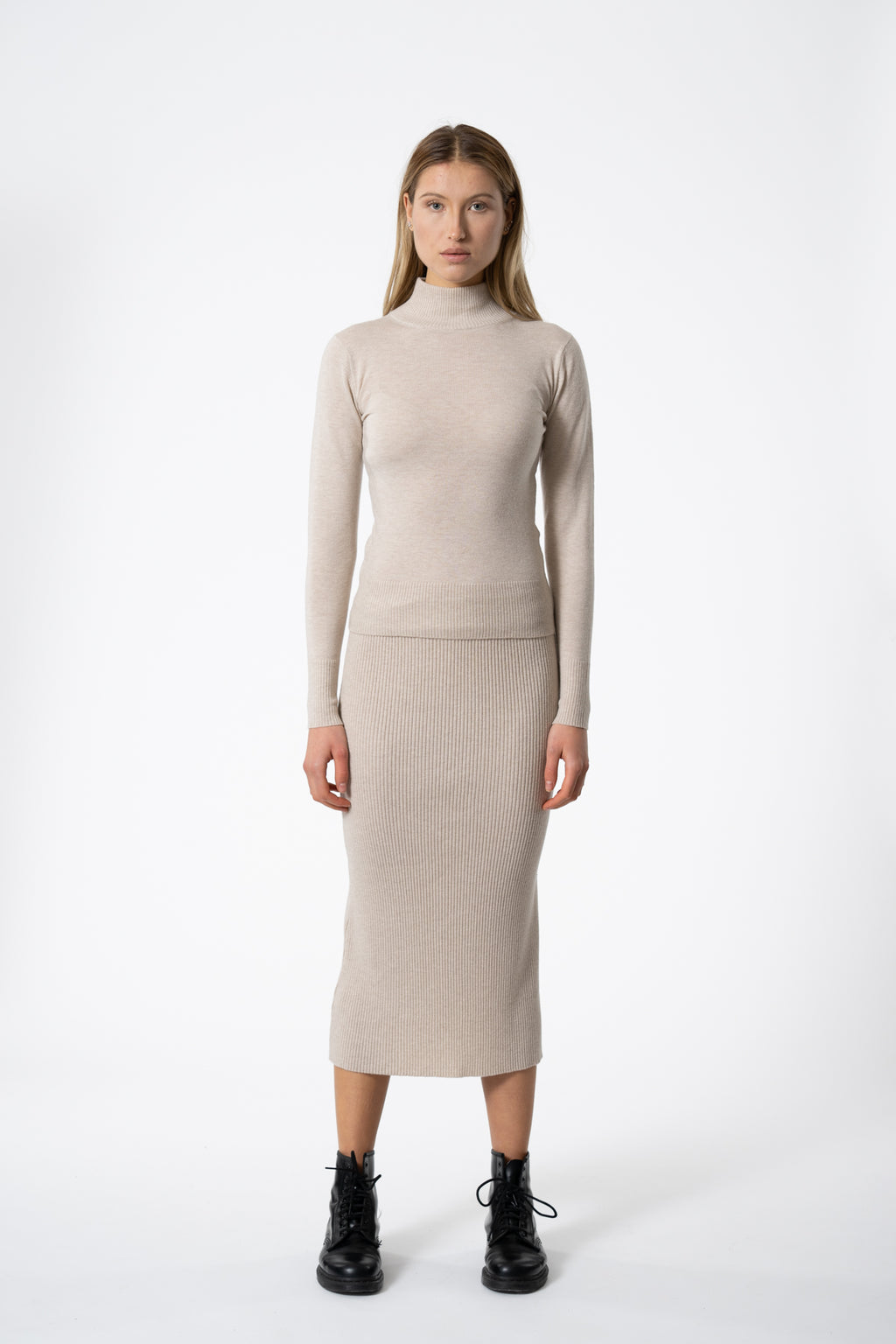 Merino Rib Skirt In Almond White