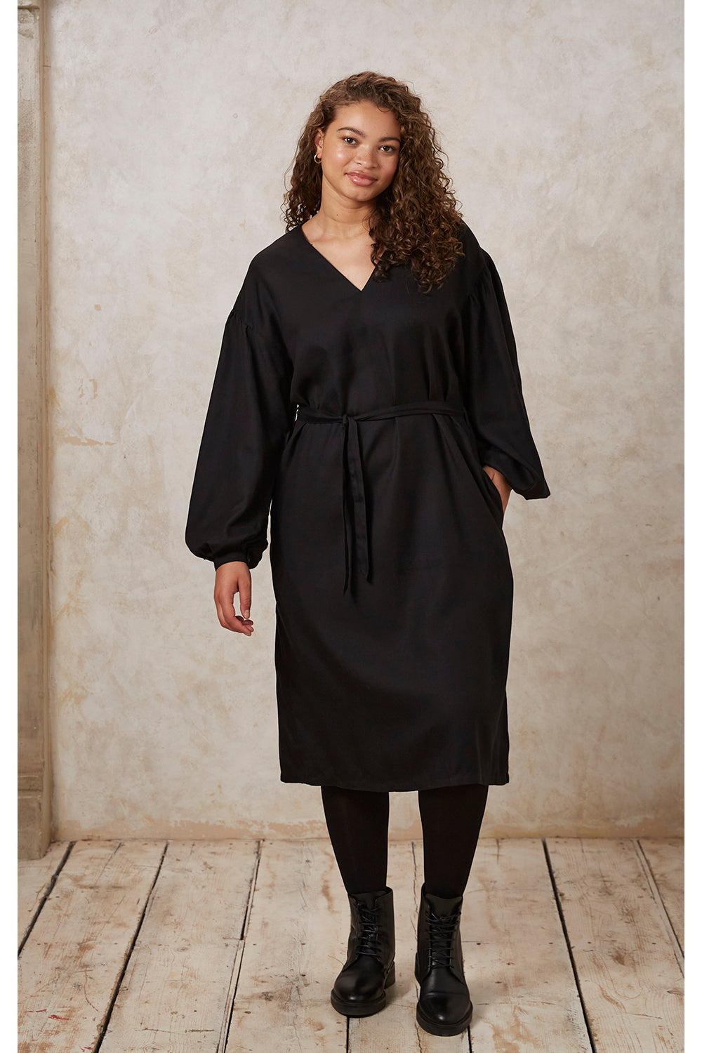 Ripley Dress in Black TENCEL™