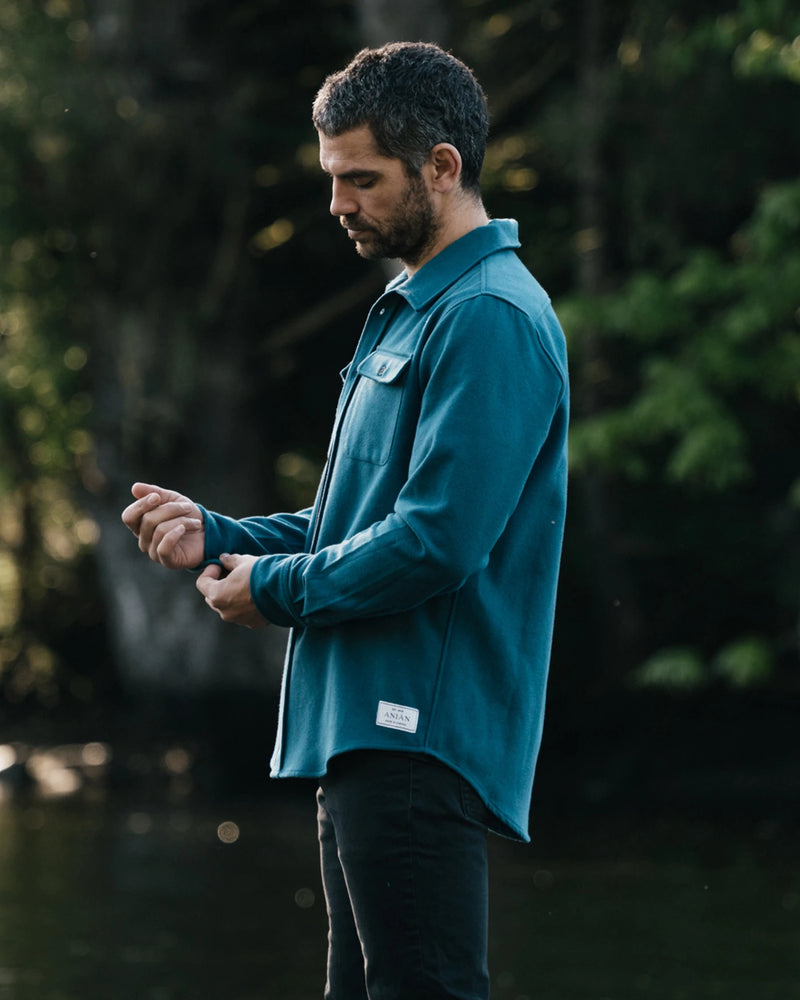 The Twill Overshirt in Surf